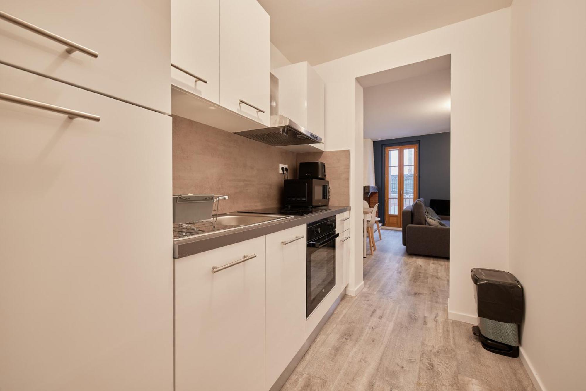 T2Lescordeliers Apartment Памие Стая снимка